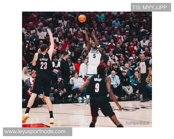 小里批评快船管理不善球员流失让人忧心字母和吹杨或不再加盟